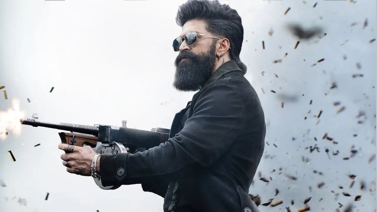 Dhurandhar 2 vs Toxic USA Advance Bookings: Ranveer Singh Film Takes an Early Lead 2 2026 01 08T043A42