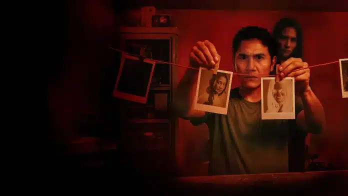 Shutter Review (2025): Herwin Novianto’s Horror Remake Falls Flat With Predictable Storytelling 2 Shutter Review