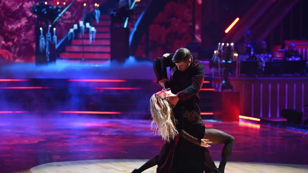 Who Will Win 'Dancing With The Stars' Season 34 In 2025? Predictions, Odds & Final Rankings 1 Who Will Win 'Dancing With The Stars' Season 34